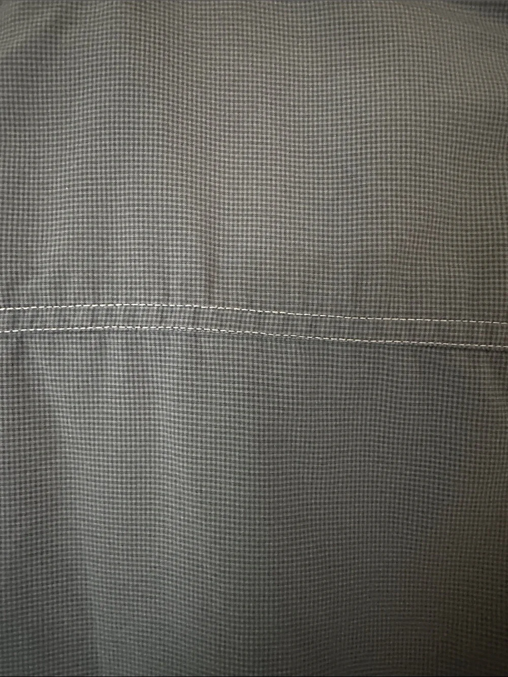 Kuhl Men's Short-Sleeve Button-Down Shirt in Navy with Plaid Lining - Picture 7 of 10